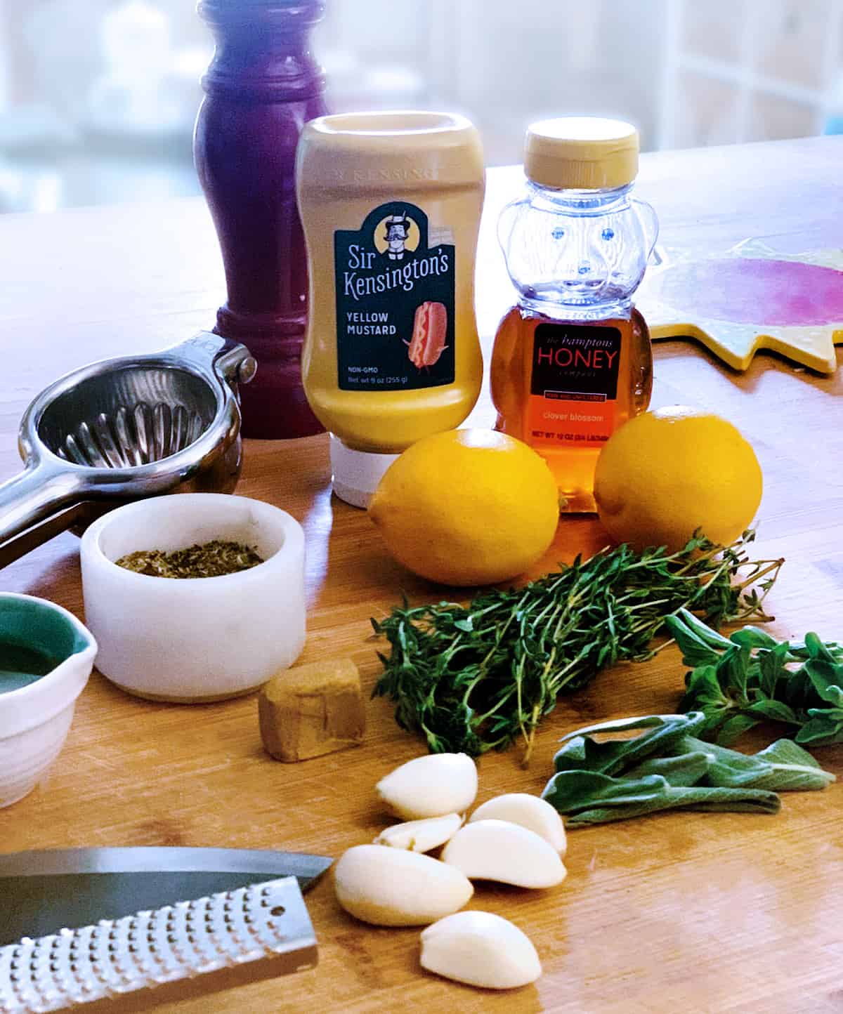 Marinade ingredients for Greek lemon chicken.