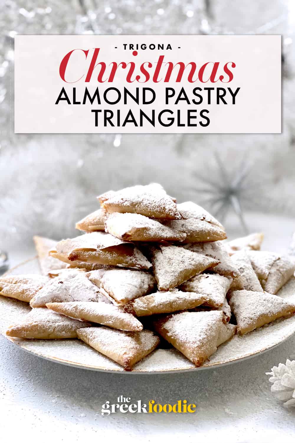 Christmas Almond Pastry Triangles - Trigona