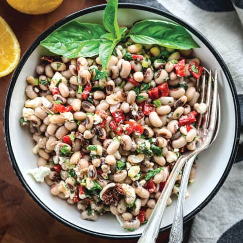Black-Eye Pea Salad - Mavromatika Salata
