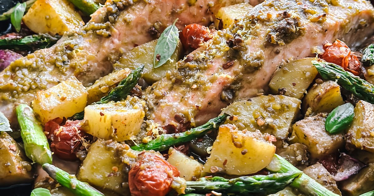 One Pan Pesto Salmon Recipe The Greek Foodie