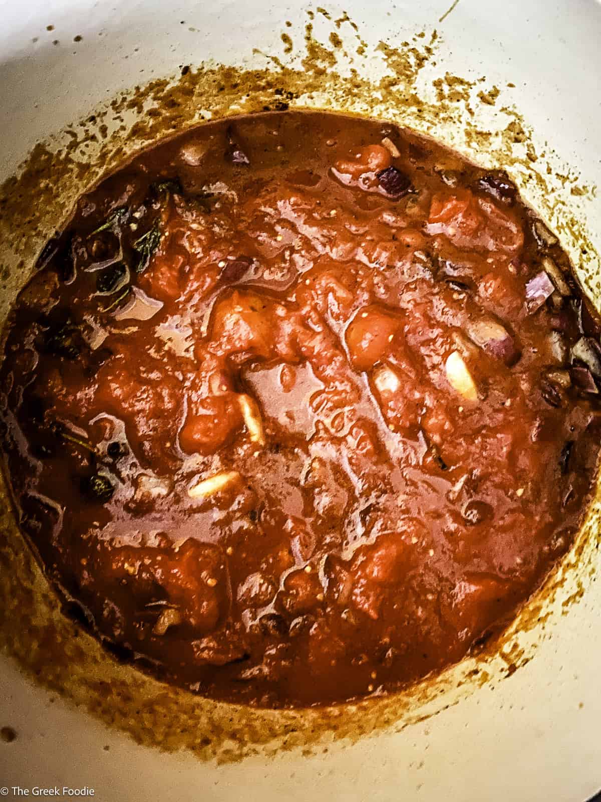 Tomato sauce in a pot.